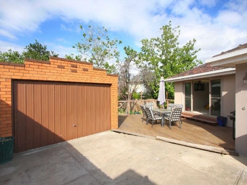 2 Rae Court, Bundoora VIC 3083