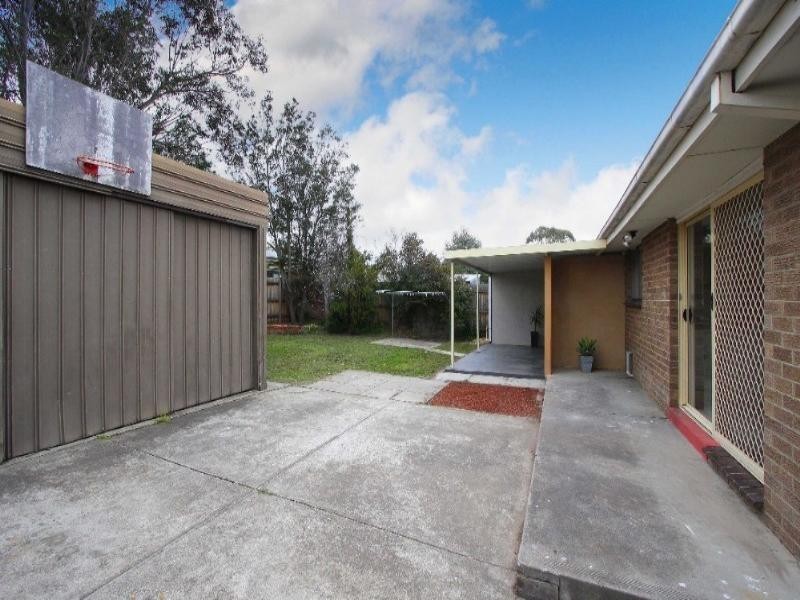 52 Windsor Crescent, Bundoora VIC 3083
