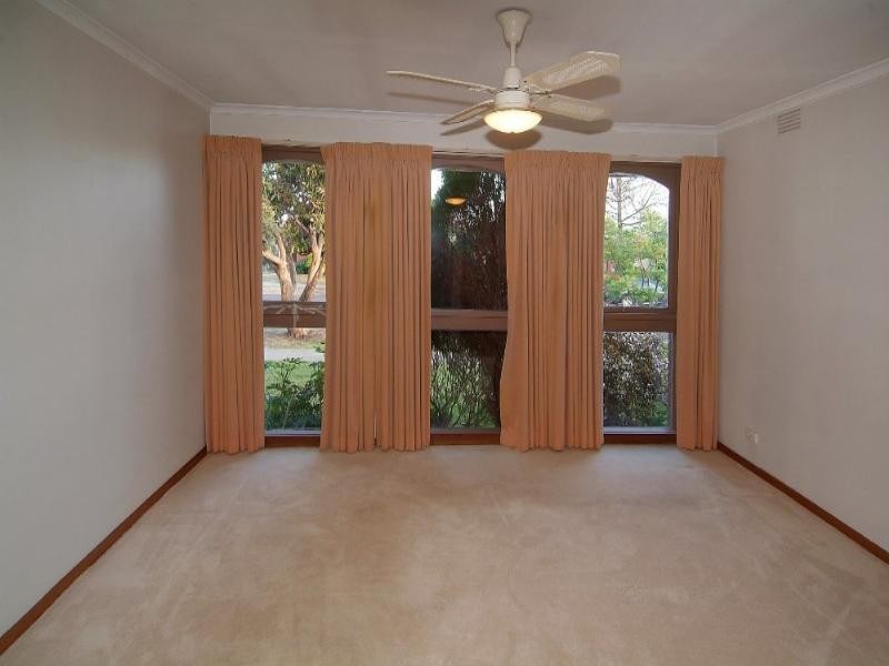 35 Milton Parade, Bundoora VIC 3083