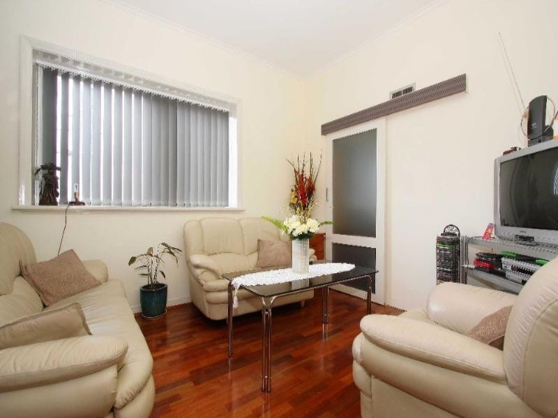 673 Plenty Road, Reservoir VIC 3073