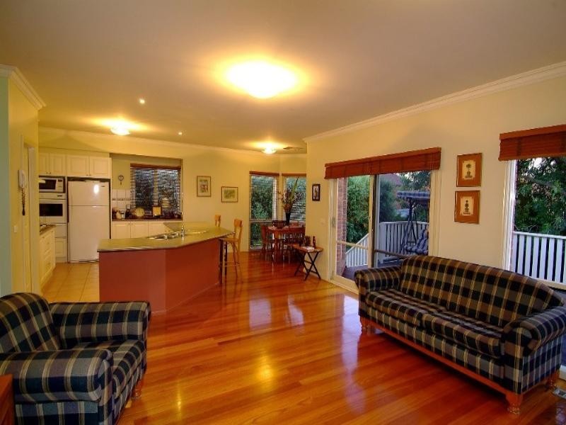 38 Snake Gully Drive, Bundoora VIC 3083