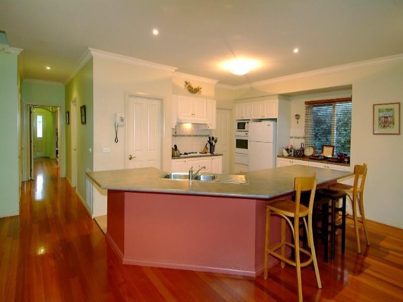 38 Snake Gully Drive, Bundoora VIC 3083