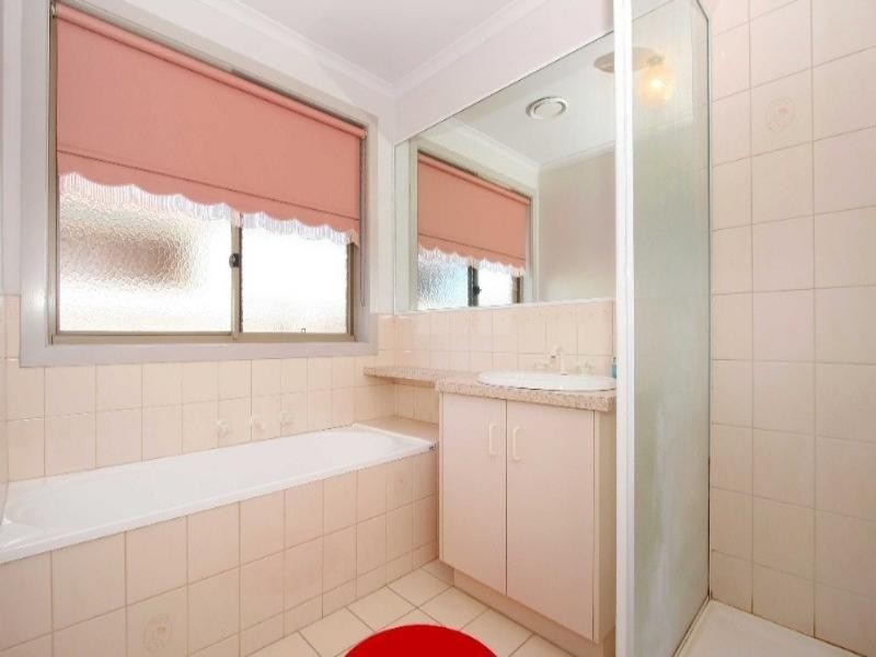 2/25 McLeans Road, Bundoora VIC 3083