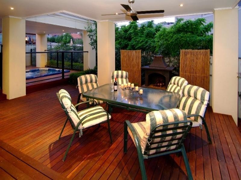 4 Ward Drive, Mill Park VIC 3082