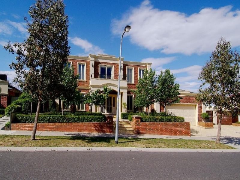 4 Ward Drive, Mill Park VIC 3082