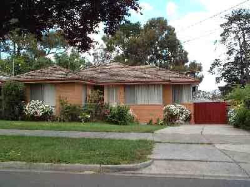 12 Moreton Crescent, Bundoora VIC 3083