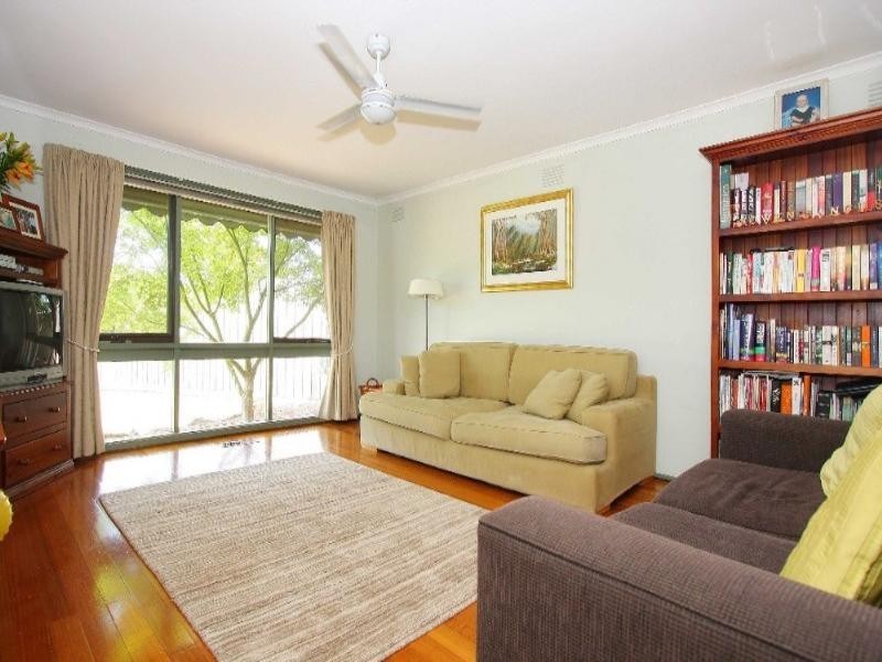 9 Britten Court, Bundoora VIC 3083