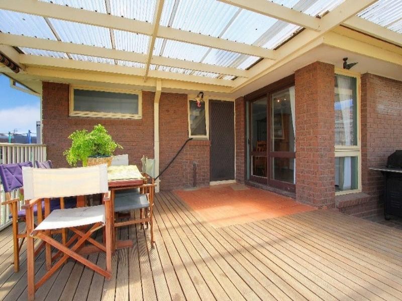 9 Britten Court, Bundoora VIC 3083