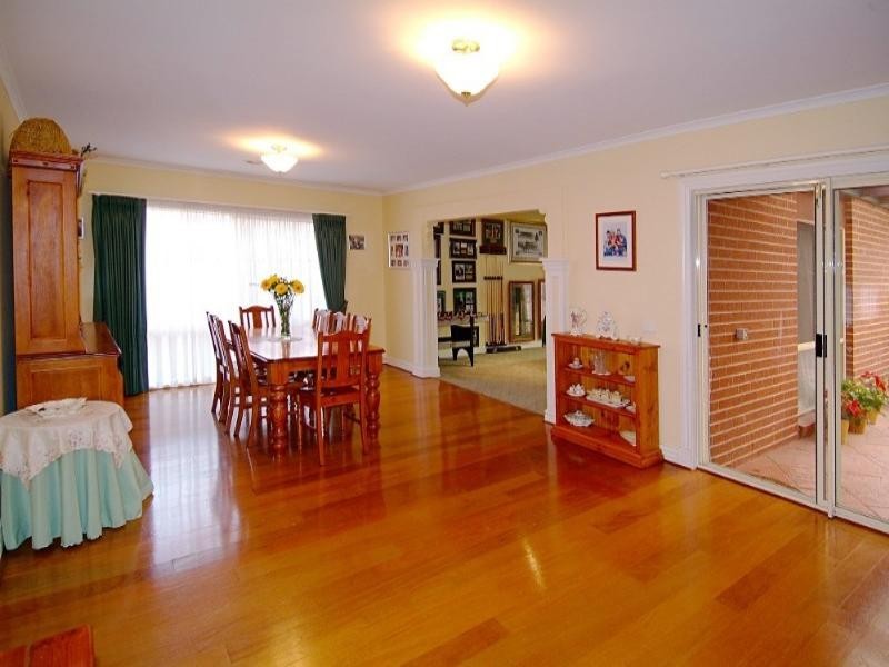 84 Stockdale Way, Mill Park VIC 3082