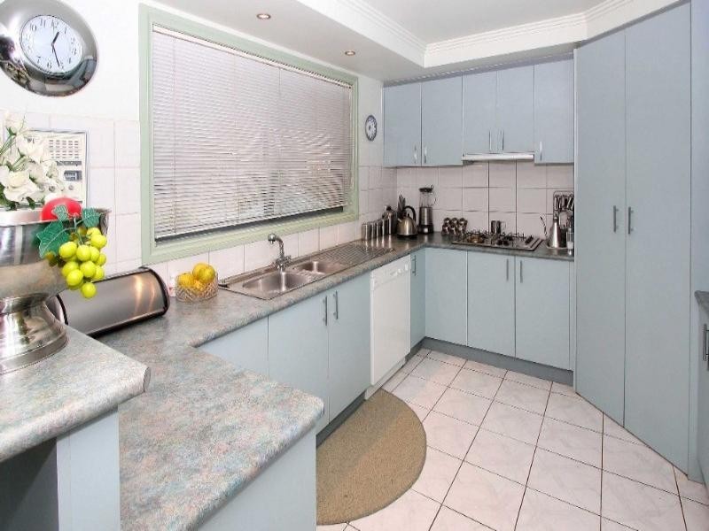 6 Bottlebrush Drive, Mill Park VIC 3082