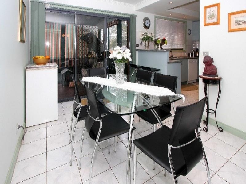 6 Bottlebrush Drive, Mill Park VIC 3082