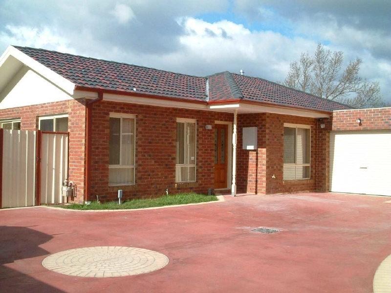 30B Hazel Grove, Pascoe Vale VIC 3044