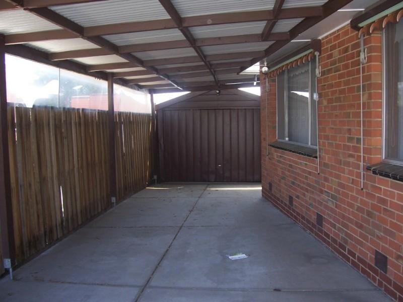 70 Dumbarton Street, Reservoir VIC 3073