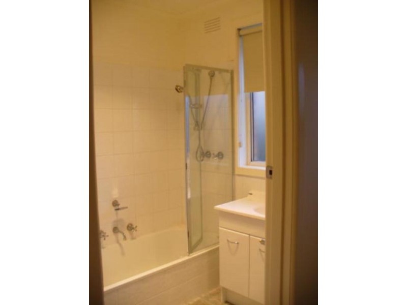 11 Brownhill Street, Bundoora VIC 3083