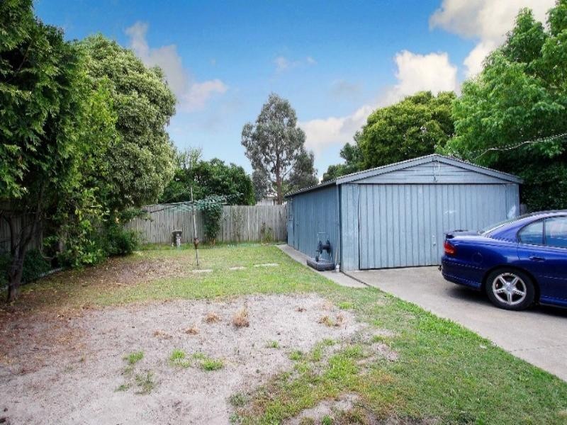 11 Whittier Street, Kingsbury VIC 3083