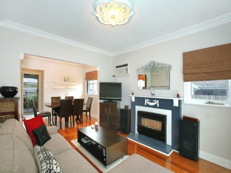 1/40 Mcmahon Road, Reservoir VIC 3073