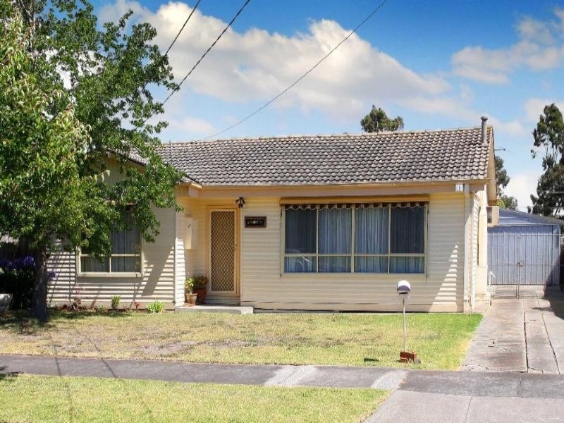 57 Flag Street, Kingsbury VIC 3083