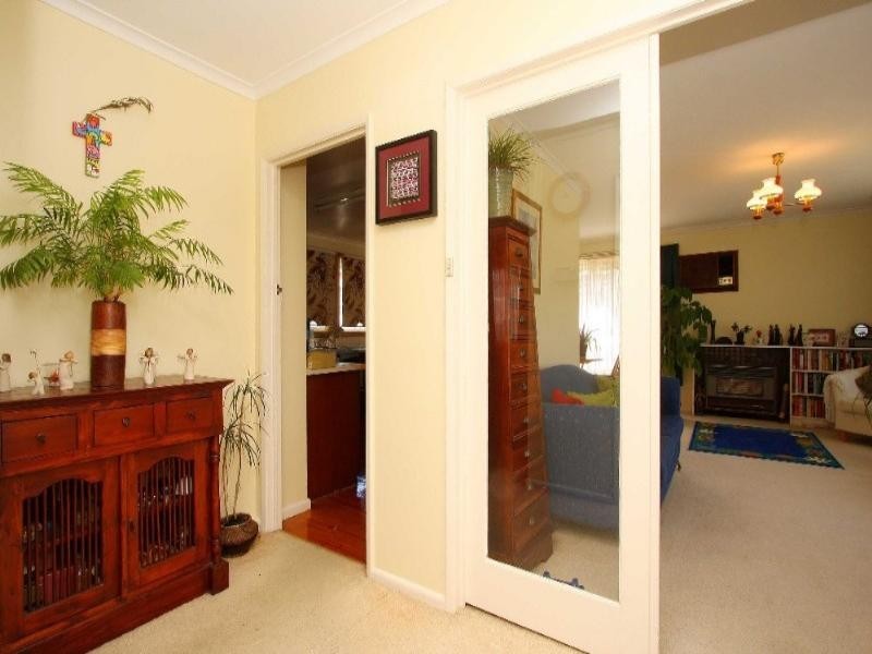 57 Flag Street, Kingsbury VIC 3083