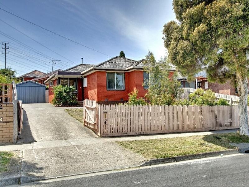 121 Casey Drive, Lalor VIC 3075