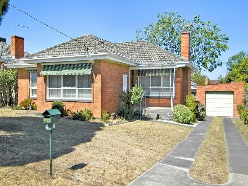 6 Regis Court, Watsonia VIC 3087