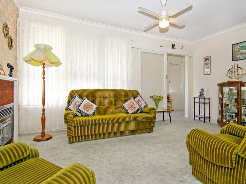 6 Regis Court, Watsonia VIC 3087