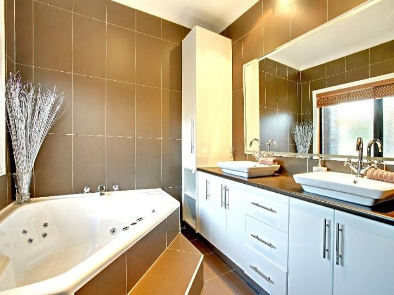 2/30 Fordham Road, Reservoir VIC 3073