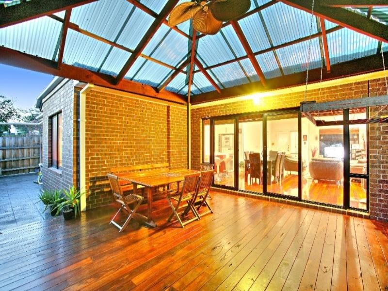 2/30 Fordham Road, Reservoir VIC 3073