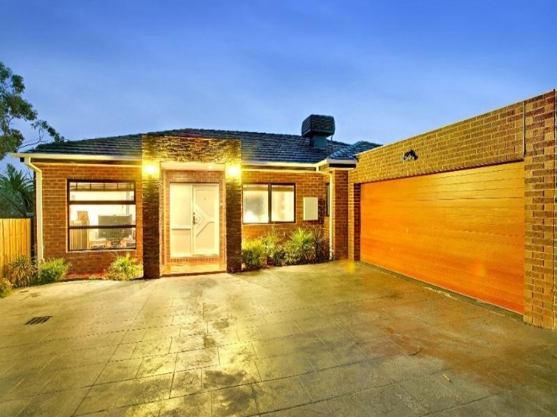 2/30 Fordham Road, Reservoir VIC 3073