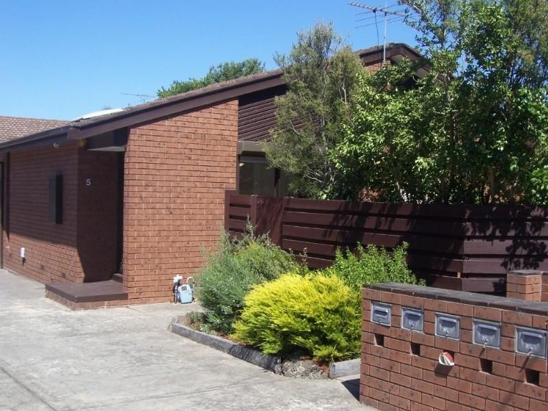 5/1035 Plenty Road, Kingsbury VIC 3083
