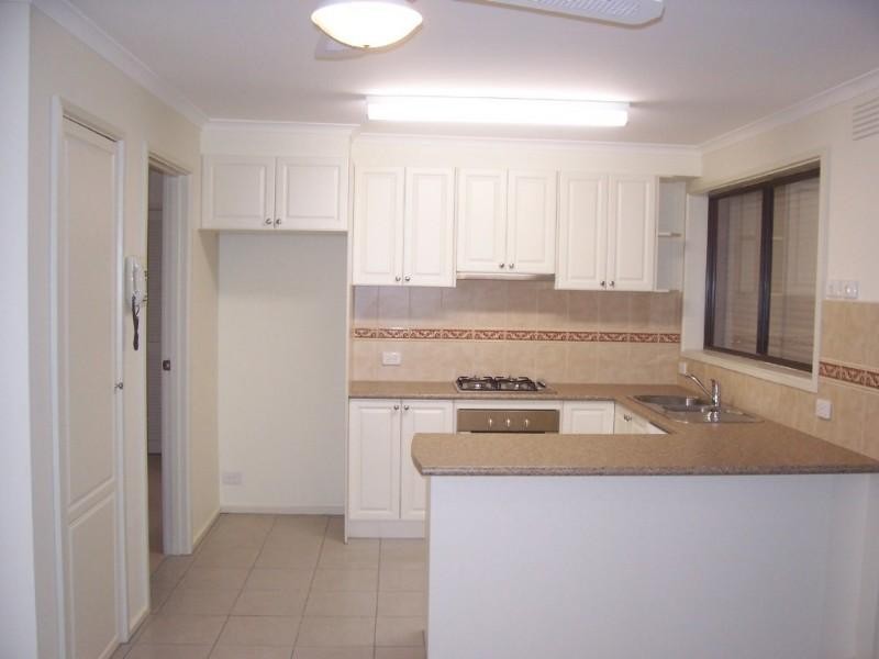 5/1035 Plenty Road, Kingsbury VIC 3083