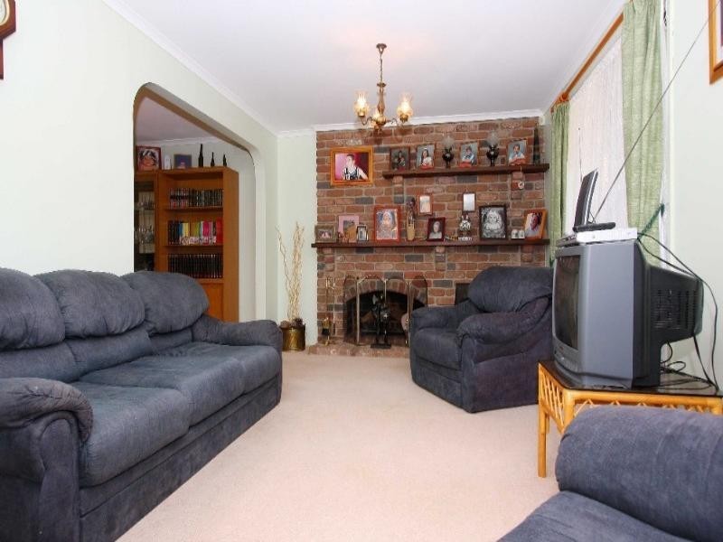 14 Winter Court, Mill Park VIC 3082