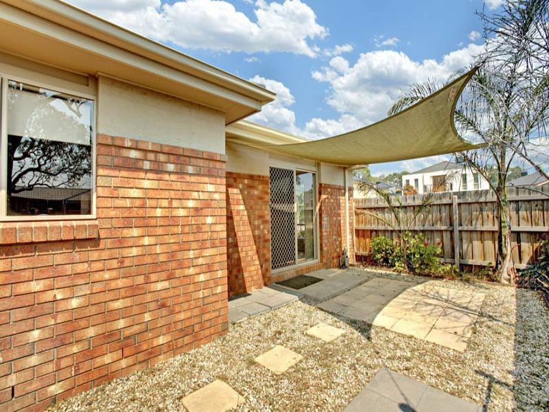 2/13 Payne Place, South Morang VIC 3752