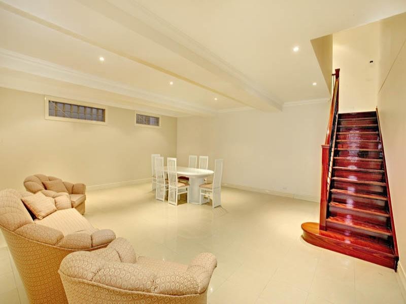 40 Ambrose Treacy Drive, Bundoora VIC 3083