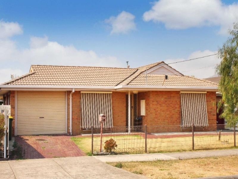 118 Prince of Wales Avenue, Mill Park VIC 3082