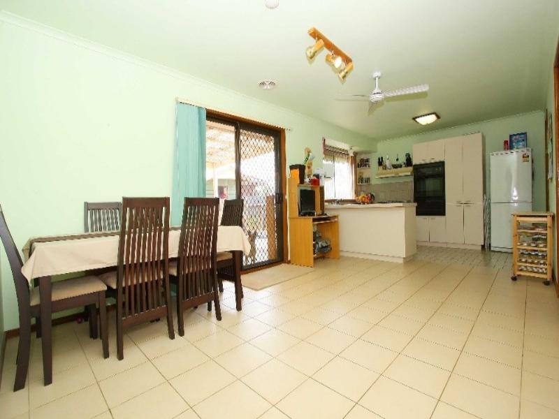 118 Prince of Wales Avenue, Mill Park VIC 3082