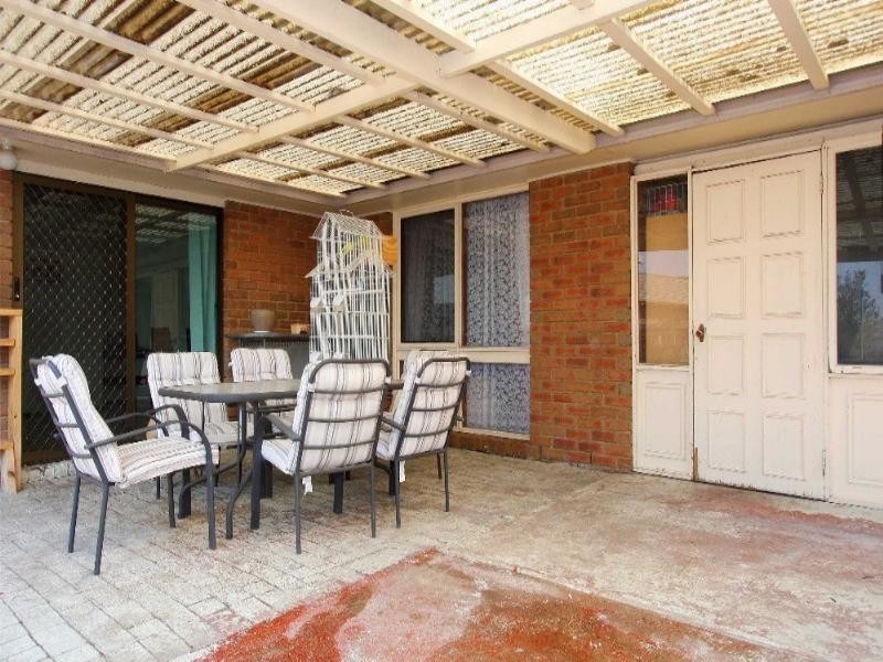 118 Prince of Wales Avenue, Mill Park VIC 3082