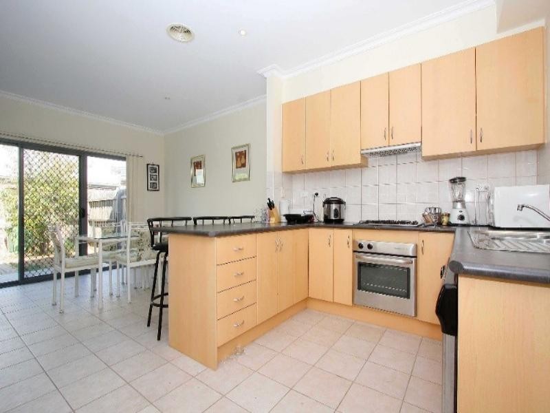 4/2 Shoalhaven Street, Bundoora VIC 3083