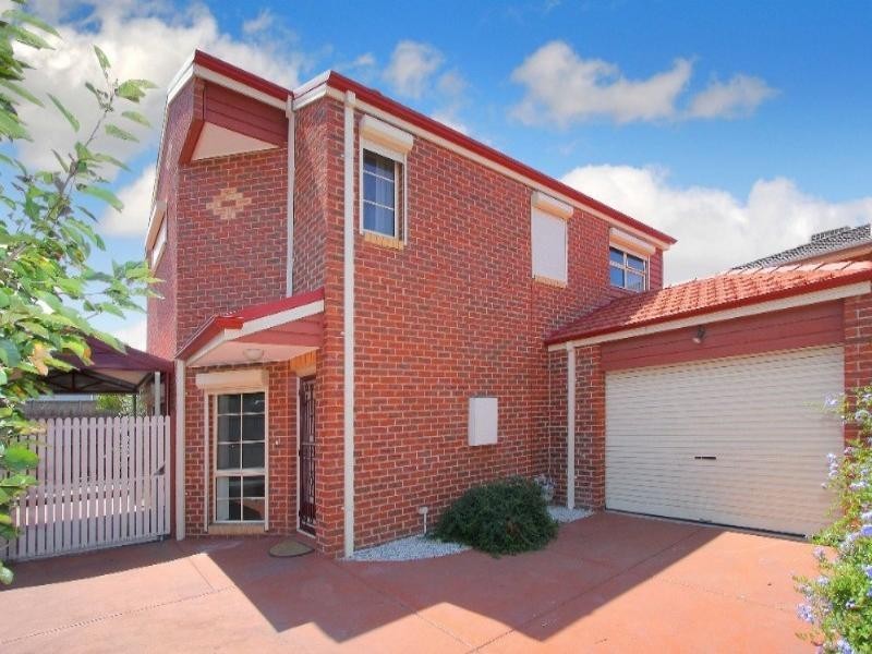2/10A Lagen Court, Bundoora VIC 3083