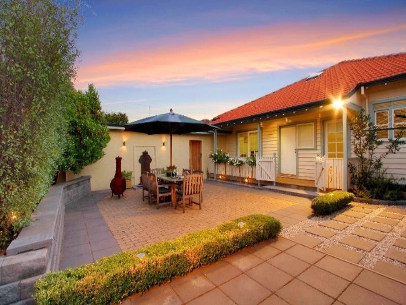 4 Storey Road, Reservoir VIC 3073