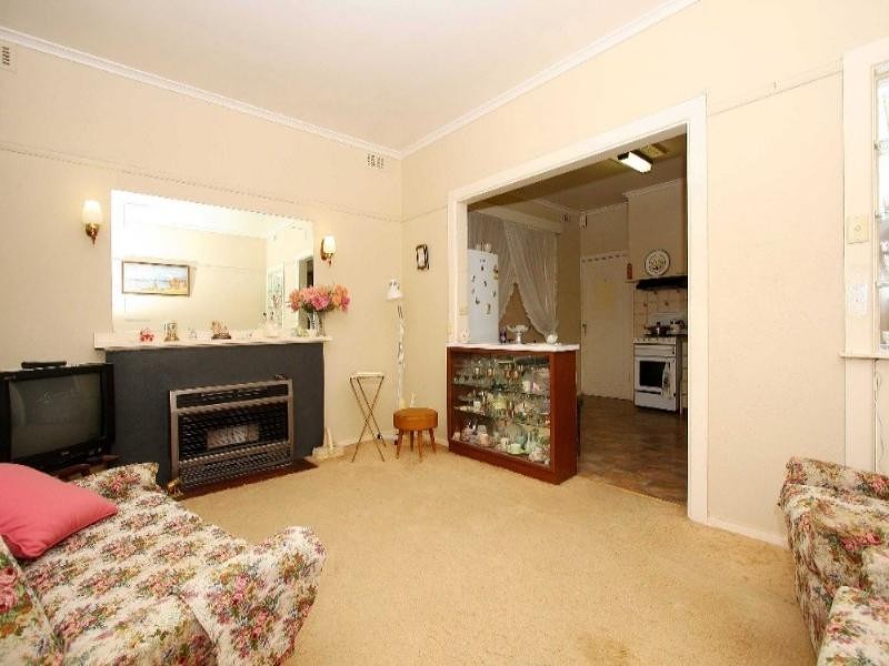 42 Frankston Street, Reservoir VIC 3073