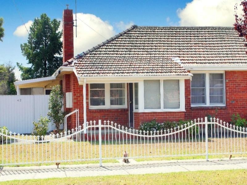42 Frankston Street, Reservoir VIC 3073