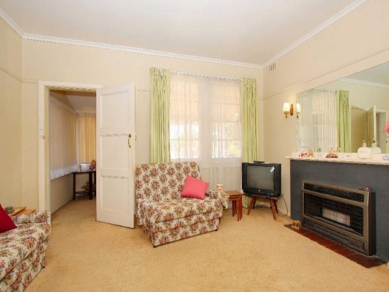 42 Frankston Street, Reservoir VIC 3073