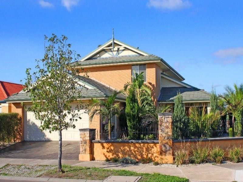 1 Highview Drive, South Morang VIC 3752