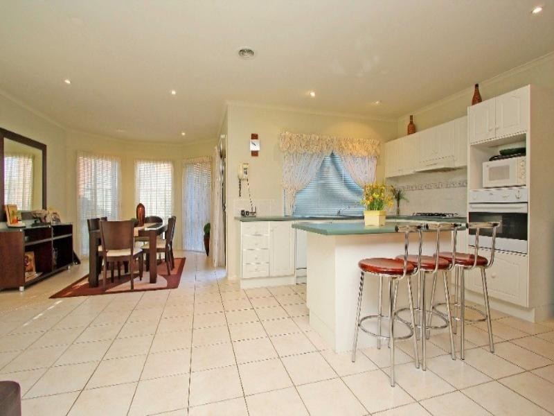 1 Highview Drive, South Morang VIC 3752