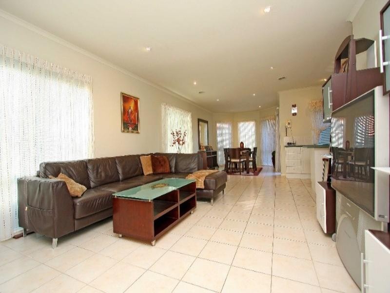 1 Highview Drive, South Morang VIC 3752