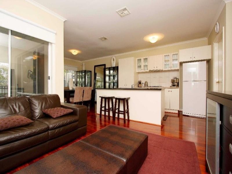 6 Sugargum Drive, Bundoora VIC 3083