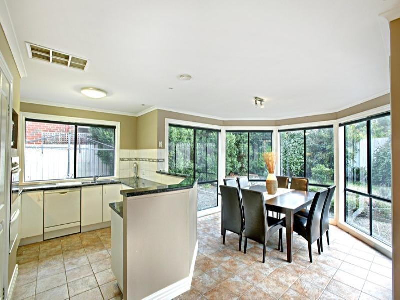5 Amethyst Walk, Bundoora VIC 3083