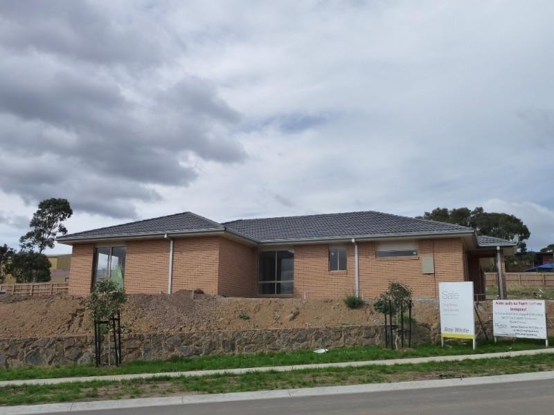 15 Hamlet Street, Greensborough VIC 3088