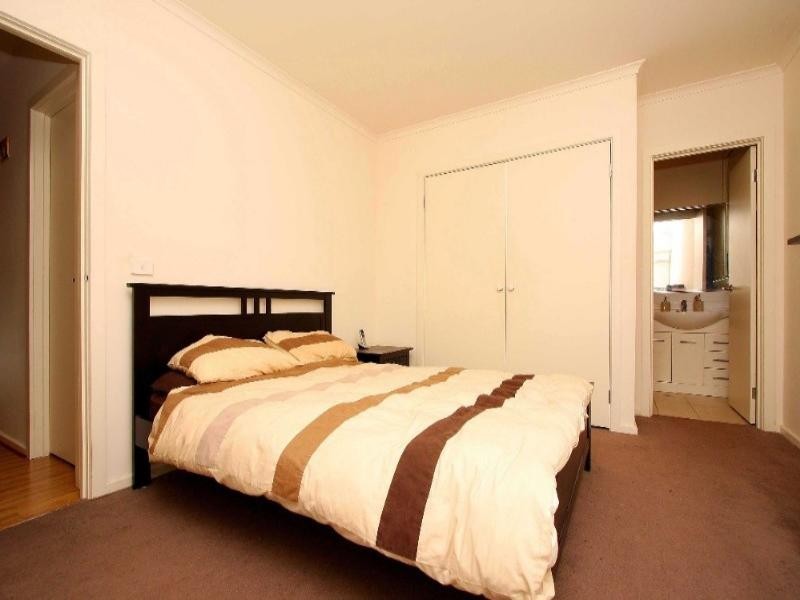 4/1B Wilkinson Street, Reservoir VIC 3073