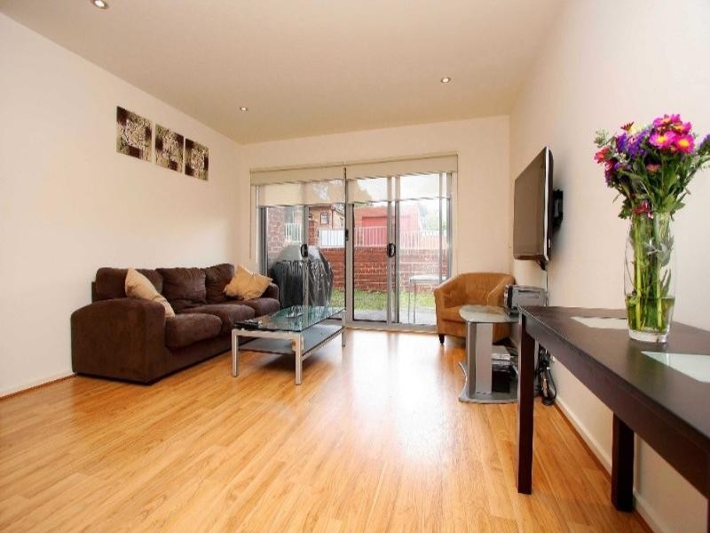 4/1B Wilkinson Street, Reservoir VIC 3073